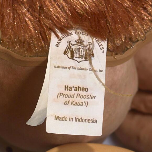 Hawaiian Collectibles Ha'aheo the Proud Rooster of Kauai Plush P10 - Picture 6 of 6
